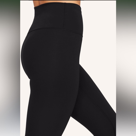 LULULEMON X PELOTON Wunder Train High Rise Tight 25” - Picture 4 of 10